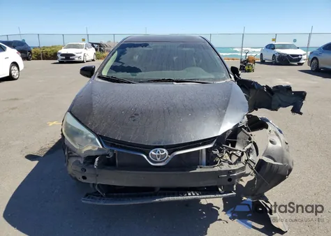 2015 Toyota Corolla L z USA, uszkodzony, nr VIN 2T1BURHEXFC292143